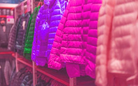 服裝銷(xiāo)售自我評(píng)價(jià)通用15篇