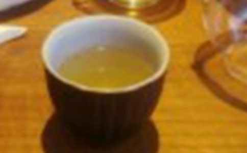 慢性咽炎可以喝茶嗎-慢性咽炎的自我調(diào)養(yǎng)法