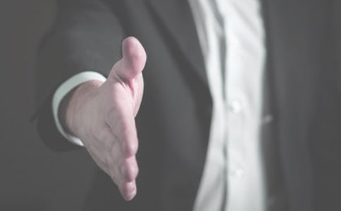 簡(jiǎn)述職場(chǎng)的人際關(guān)系-交際禮儀