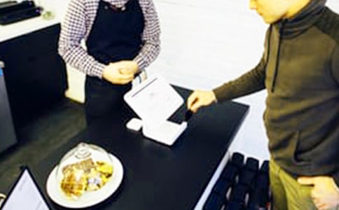 發(fā)給客人的問(wèn)候短信