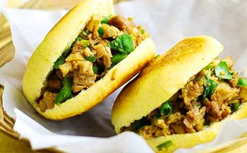 大學生開店賣肉夾饃月收入過萬的創(chuàng)業(yè)故事