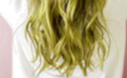 怎么戴帽子頭發(fā)不變形