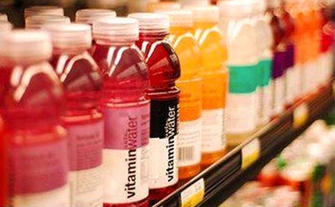 兒童應(yīng)該少喝的五種飲料