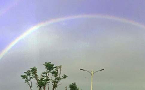 雨后彩虹小班美術(shù)教案