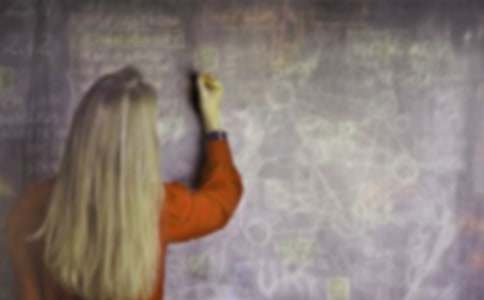 語文教師評(píng)語(精選)