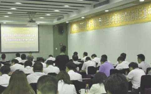 競(jìng)聘醫(yī)務(wù)科科長(zhǎng)演講稿