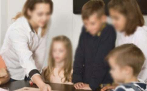 忘不了,新來的老師作文700字