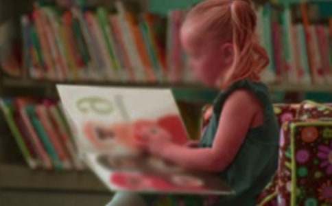 童話故事《發(fā)光的魚》