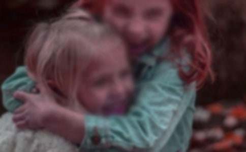 【精選】走進(jìn)童年作文4篇