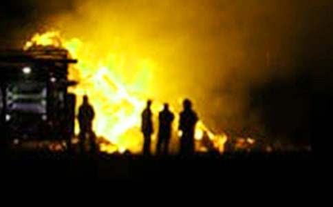 《消防安全交通安全》少先隊活動課教案