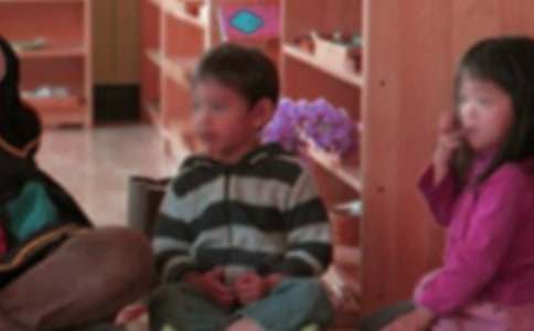 幼兒園大班藝術(shù)活動(dòng)《快樂的跳舞》的教學(xué)設(shè)計(jì)