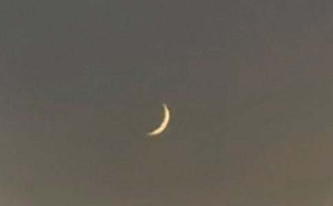 六年級(jí)作文600字:心中的月亮