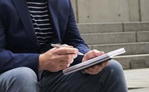 在雪地里的趣事作文