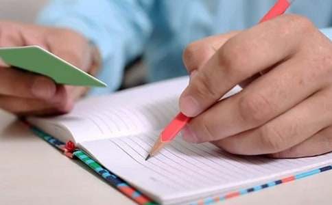 【熱門】態(tài)度作文300字集錦六篇